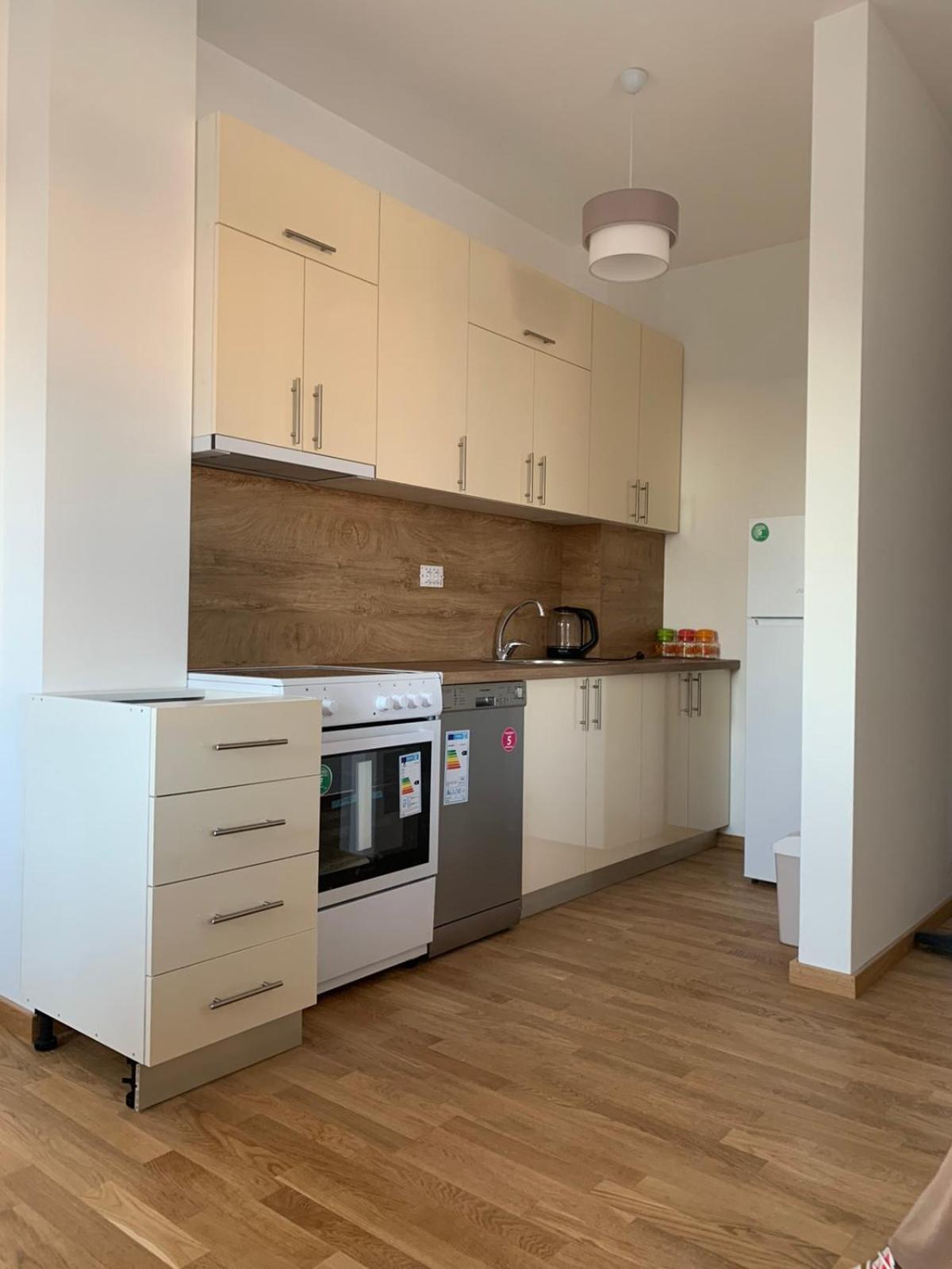 Wow Apartman Becici Exterior photo